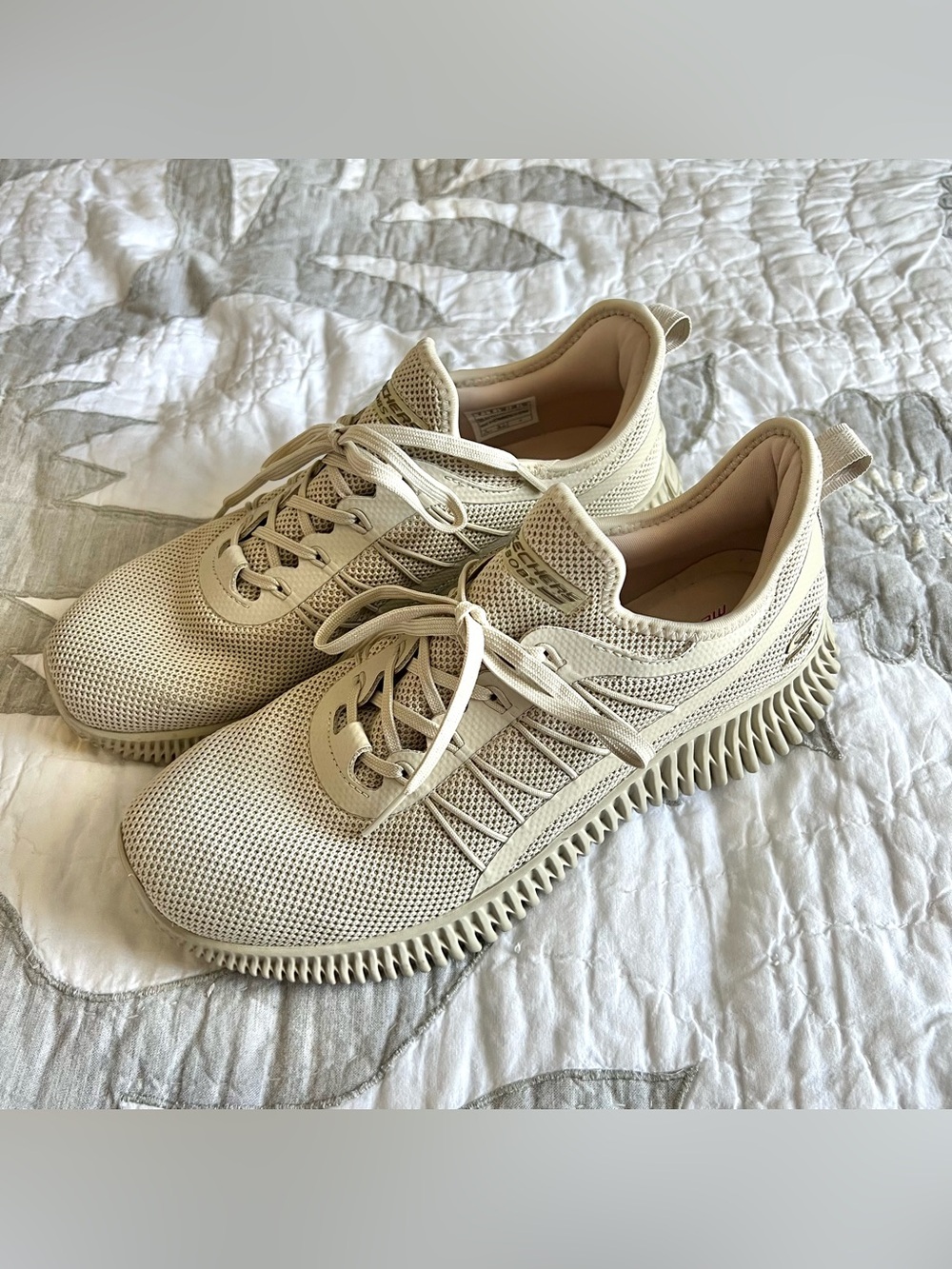 Skechers BOBS Sport GEO New Aesthetics 117417 Taupe Size Women’s 9 EUC